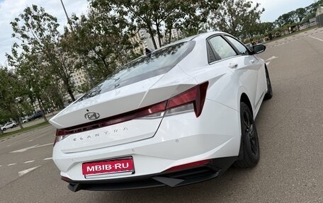 Hyundai Elantra, 2021 год, 1 899 000 рублей, 1 фотография