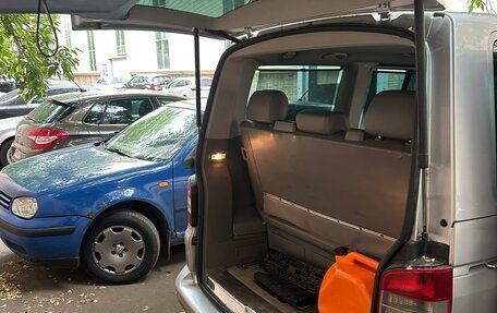 Volkswagen Transporter T5 рестайлинг, 2004 год, 900 000 рублей, 6 фотография