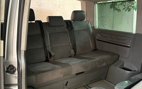 Volkswagen Transporter T5 рестайлинг, 2004 год, 900 000 рублей, 8 фотография
