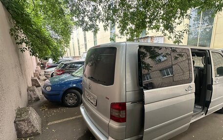 Volkswagen Transporter T5 рестайлинг, 2004 год, 900 000 рублей, 4 фотография