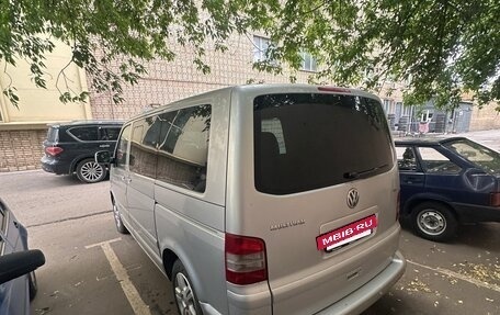 Volkswagen Transporter T5 рестайлинг, 2004 год, 900 000 рублей, 2 фотография