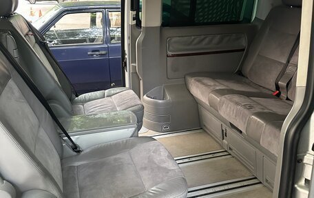 Volkswagen Transporter T5 рестайлинг, 2004 год, 900 000 рублей, 11 фотография
