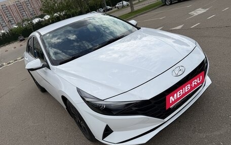 Hyundai Elantra, 2021 год, 1 899 000 рублей, 3 фотография