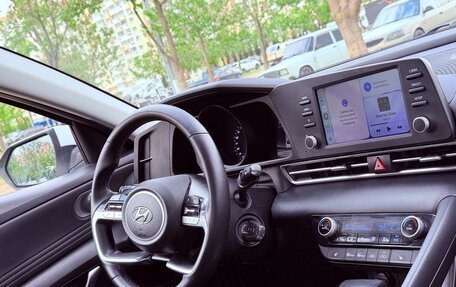 Hyundai Elantra, 2021 год, 1 899 000 рублей, 16 фотография