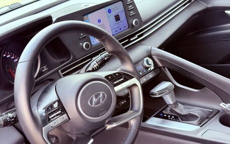 Hyundai Elantra, 2021 год, 1 899 000 рублей, 23 фотография