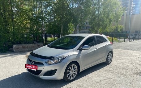 Hyundai i30 II рестайлинг, 2012 год, 850 000 рублей, 2 фотография