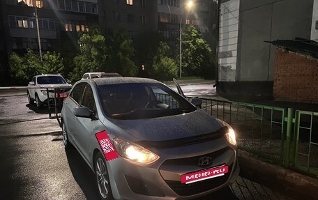 Hyundai i30 II рестайлинг, 2012 год, 850 000 рублей, 19 фотография