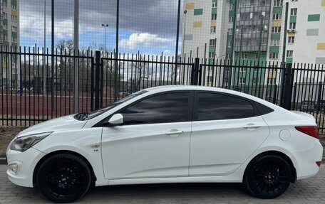 Hyundai Solaris II рестайлинг, 2014 год, 550 000 рублей, 5 фотография