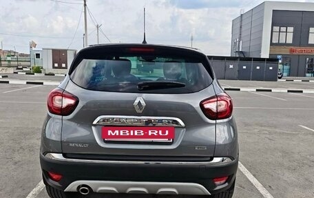 Renault Kaptur I рестайлинг, 2017 год, 1 498 000 рублей, 8 фотография