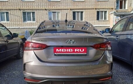 Hyundai Solaris II рестайлинг, 2020 год, 1 370 000 рублей, 4 фотография