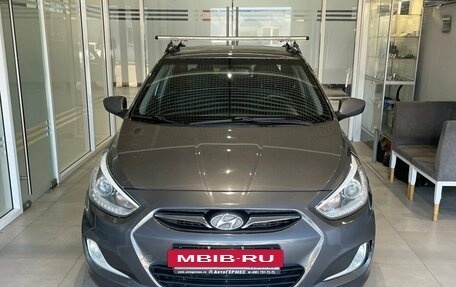 Hyundai Solaris II рестайлинг, 2014 год, 715 000 рублей, 2 фотография