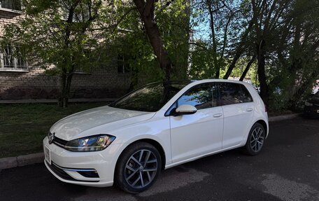 Volkswagen Golf VII, 2020 год, 1 530 000 рублей, 3 фотография