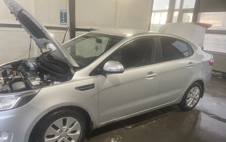 KIA Rio III рестайлинг, 2012 год, 790 000 рублей, 2 фотография