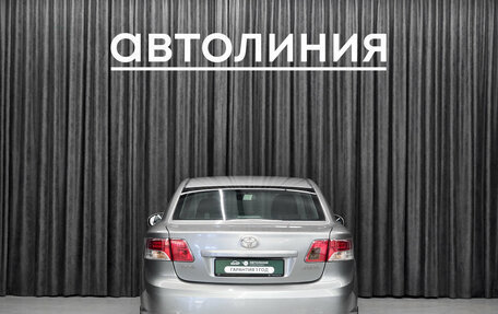 Toyota Avensis III рестайлинг, 2011 год, 1 100 000 рублей, 8 фотография