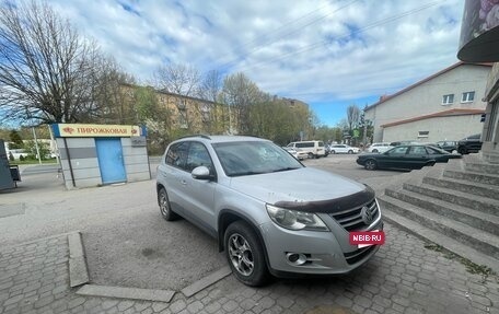 Volkswagen Tiguan I, 2010 год, 550 000 рублей, 3 фотография