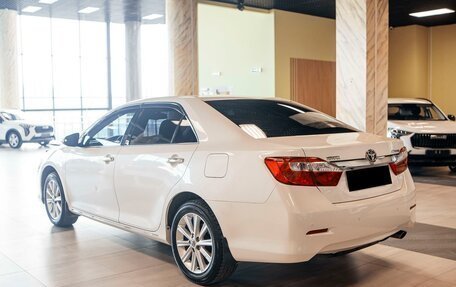 Toyota Camry, 2014 год, 2 180 000 рублей, 5 фотография