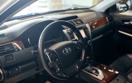 Toyota Camry, 2014 год, 2 180 000 рублей, 9 фотография