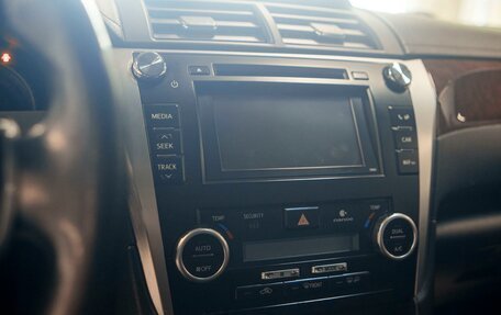 Toyota Camry, 2014 год, 2 180 000 рублей, 13 фотография