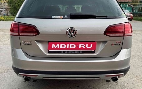 Volkswagen Golf VII, 2018 год, 2 390 000 рублей, 4 фотография