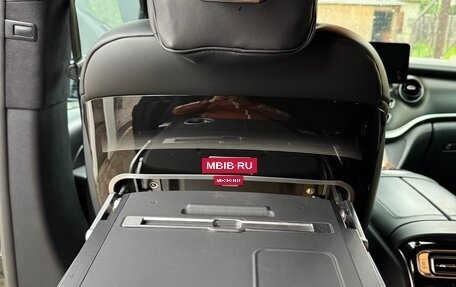 Mercedes-Benz V-Класс, 2019 год, 7 900 000 рублей, 20 фотография