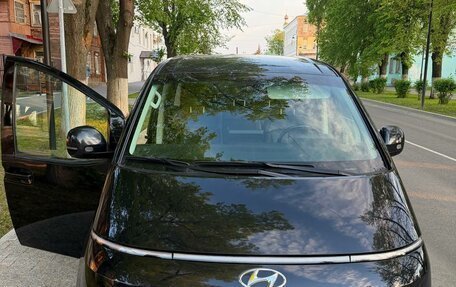 Hyundai Staria, 2021 год, 4 650 000 рублей, 2 фотография