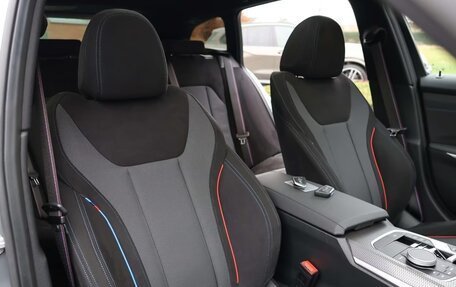BMW 3 серия, 2025 год, 7 999 999 рублей, 17 фотография