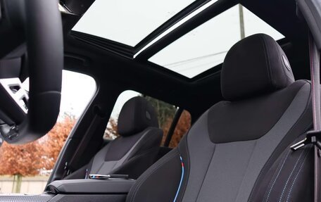 BMW 3 серия, 2025 год, 7 999 999 рублей, 16 фотография