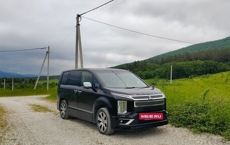 Mitsubishi Delica D:5 I, 2019 год, 4 150 000 рублей, 2 фотография
