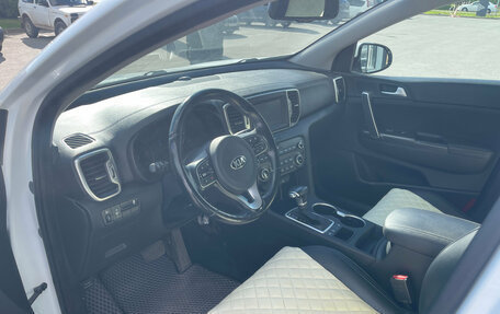 KIA Sportage IV рестайлинг, 2018 год, 1 919 000 рублей, 9 фотография