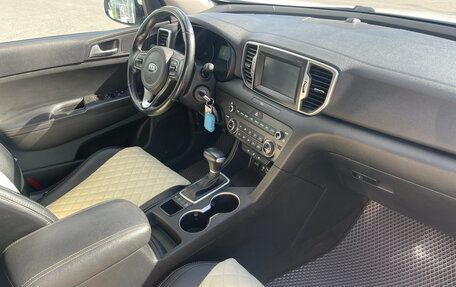 KIA Sportage IV рестайлинг, 2018 год, 1 919 000 рублей, 10 фотография