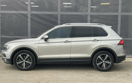 Volkswagen Tiguan II, 2018 год, 3 200 000 рублей, 4 фотография