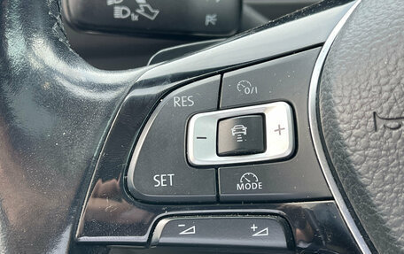 Volkswagen Tiguan II, 2018 год, 3 200 000 рублей, 19 фотография