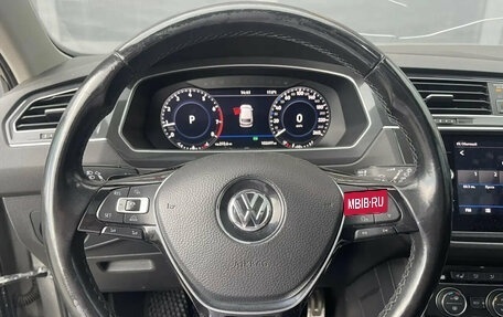 Volkswagen Tiguan II, 2018 год, 3 200 000 рублей, 20 фотография