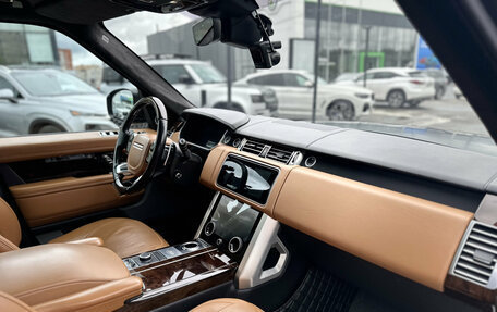 Land Rover Range Rover IV рестайлинг, 2018 год, 6 760 000 рублей, 11 фотография