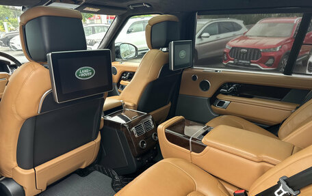 Land Rover Range Rover IV рестайлинг, 2018 год, 6 760 000 рублей, 12 фотография