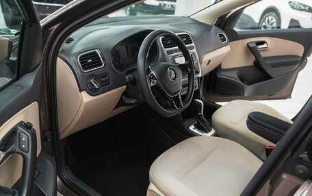 Volkswagen Polo VI (EU Market), 2016 год, 890 000 рублей, 6 фотография