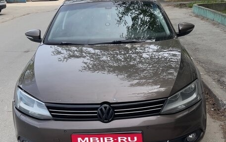 Volkswagen Jetta VI, 2011 год, 650 000 рублей, 1 фотография