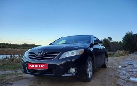 Toyota Camry, 2011 год, 1 000 000 рублей, 1 фотография
