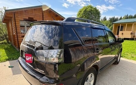 Mitsubishi Outlander III рестайлинг 3, 2011 год, 900 000 рублей, 1 фотография