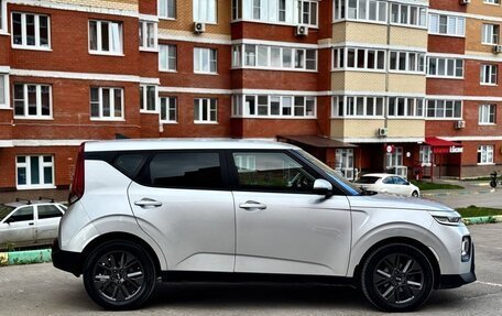 KIA Soul III, 2021 год, 2 300 000 рублей, 4 фотография