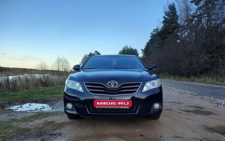 Toyota Camry, 2011 год, 1 000 000 рублей, 7 фотография