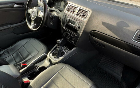 Volkswagen Jetta VI, 2013 год, 936 000 рублей, 14 фотография