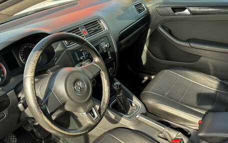 Volkswagen Jetta VI, 2013 год, 936 000 рублей, 12 фотография
