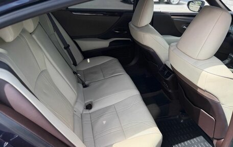 Lexus ES VII, 2018 год, 3 400 000 рублей, 13 фотография