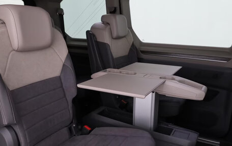 Volkswagen Multivan, 2025 год, 8 474 000 рублей, 30 фотография