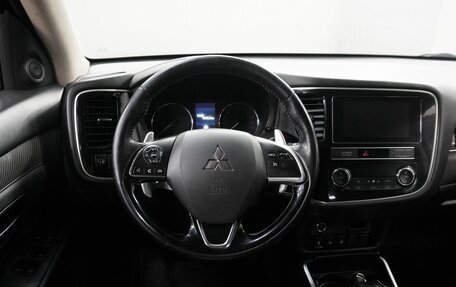 Mitsubishi Outlander III рестайлинг 3, 2019 год, 2 224 000 рублей, 12 фотография