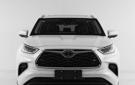 Toyota Highlander, 2025 год, 5 800 000 рублей, 2 фотография