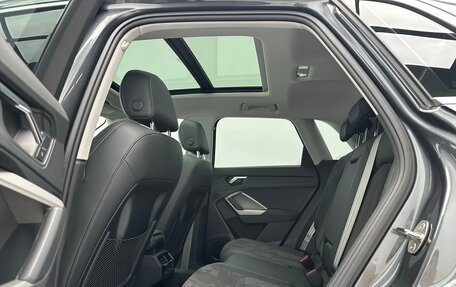 Audi Q3, 2022 год, 2 693 000 рублей, 11 фотография