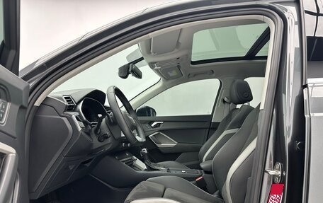 Audi Q3, 2022 год, 2 693 000 рублей, 10 фотография