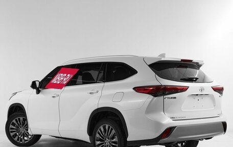 Toyota Highlander, 2025 год, 5 800 000 рублей, 4 фотография